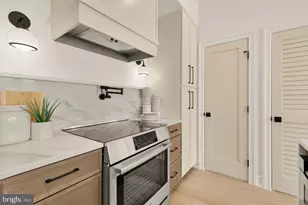 1463 Harvard St NW, Washington, DC 20009 - Photo 11