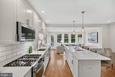 2444 Huidekoper Place NW, Washington, DC 20007 - Photo 9