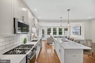 2444 Huidekoper Pl NW, Washington, DC 20007 - Photo 9