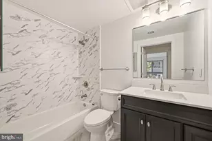 777 7th St NW, Washington, DC 20001 - Photo 15