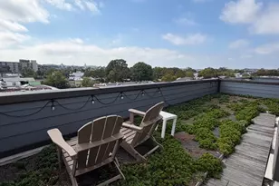 1028 Bladensburg Rd NE, Washington, DC 20002 - Photo 17