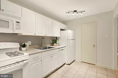 1280 21st Street NW #201, Washington, DC 20036 - Photo 9