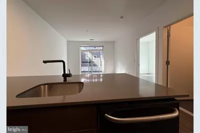 1250 9th Street NW #217, Washington, DC 20001 - Photo 3