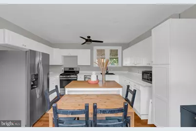 2407 18th Street SE, Washington, DC 20020 - Photo 5
