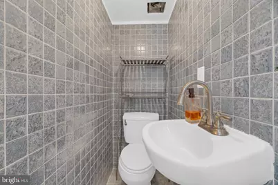 2407 18th Street SE, Washington, DC 20020 - Photo 23