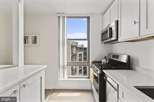 1260 21st St NW, Washington, DC 20036 - Photo 7