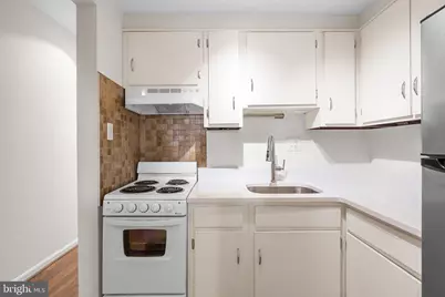 1230 C Street SE #1, Washington, DC 20003 - Photo 17