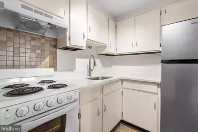 1230 C Street SE #1, Washington, DC 20003 - Photo 15