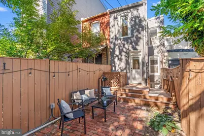 1421 K Street SE, Washington, DC 20003 - Photo 35