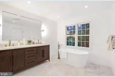 4512 Van Ness Street NW, Washington, DC 20016 - Photo 33