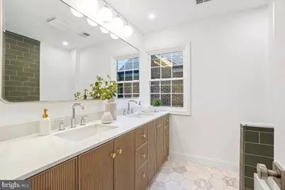 4512 Van Ness Street NW, Washington, DC 20016 - Photo 37