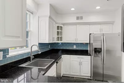 3621 39th Street NW #E323, Washington, DC 20016 - Photo 9