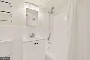 1545 18th St NW, Washington, DC 20036 - Photo 21