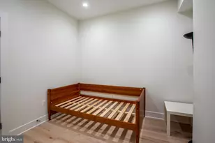 1011 18th St NE, Washington, DC 20002 - Photo 9
