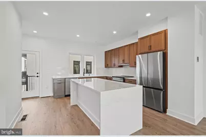 33 Lower Service Court NW, Washington, DC 20001 - Photo 21