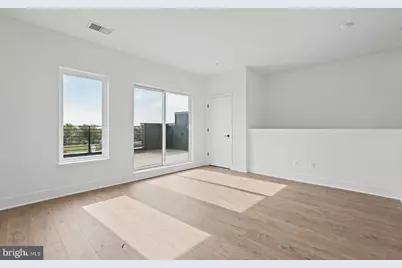 33 Lower Service Court NW, Washington, DC 20001 - Photo 45