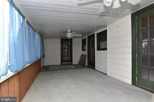 521 W Locust St, Seaford, DE 19973 - Photo 21