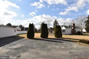 521 W Locust St, Seaford, DE 19973 - Photo 33