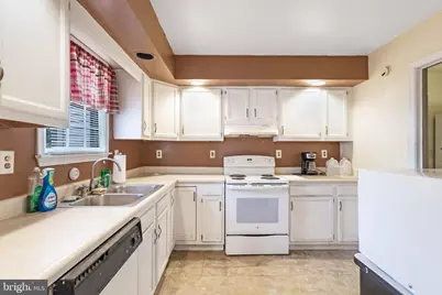 749 Hurley Park Drive, Seaford, DE 19973 - Photo 9