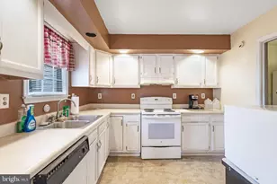 749 Hurley Park Dr, Seaford, DE 19973 - Photo 9