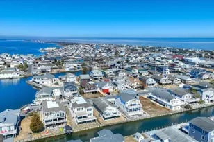 30 W Bayard St, Fenwick Island, DE 19944 - Photo 3