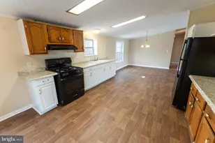 1205 W 6th St, Laurel, DE 19956 - Photo 19