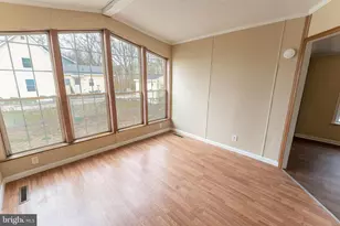 1205 W 6th St, Laurel, DE 19956 - Photo 25