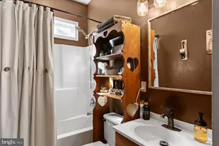 305 E Jewell St, Delmar, DE 19940 - Photo 17