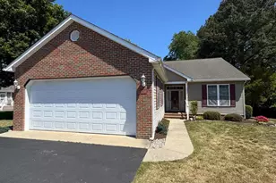 138 Meadow Dr, Seaford, DE 19973 - Photo 1
