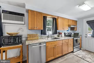 36487 Lisa Ave, Ocean View, DE 19970 - Photo 9