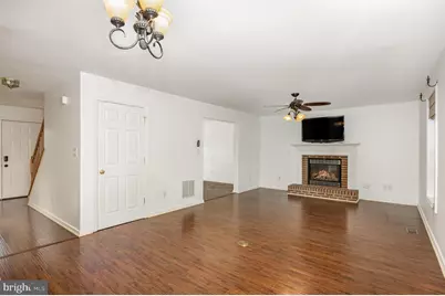 13842 Penn Shop Road, Mount Airy, MD 21771 - Photo 9
