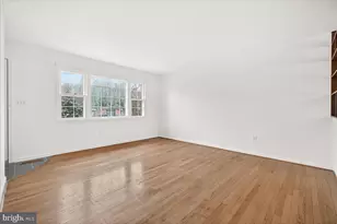 10009 York Dr, Ijamsville, MD 21754 - Photo 3