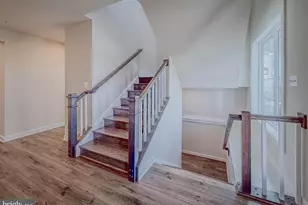 8785 Helleber Spg Cir, Frederick, MD 21701 - Photo 11