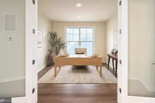 8785 Helleber Spg Cir, Frederick, MD 21701 - Photo 15