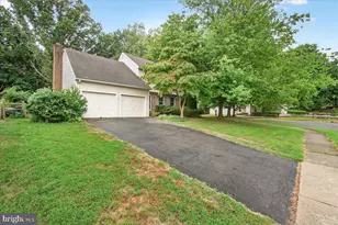 2703 Meadow Ridge Ct, Myersville, MD 21773 - Photo 3