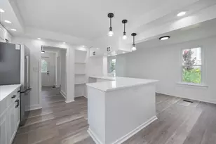 37 E C St, Brunswick, MD 21716 - Photo 5