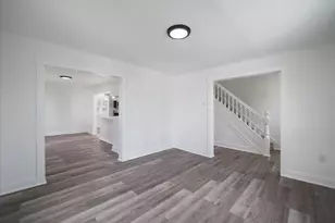 37 E C St, Brunswick, MD 21716 - Photo 9