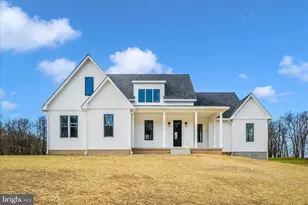 15030 New Windsor Rd, New Windsor, MD 21776 - Photo 1