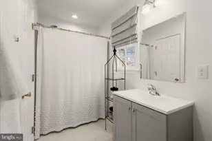 6532 Twin Lake Dr, New Market, MD 21774 - Photo 33