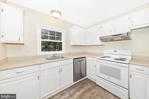 1861 Murdock Ct, Frederick, MD 21702 - Photo 9