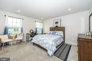 324 Pemberton Park Ln, Frederick, MD 21703 - Photo 15