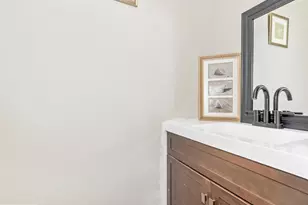 103 E Hammaker St, Thurmont, MD 21788 - Photo 17