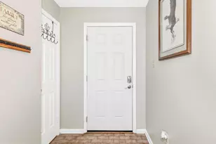 103 E Hammaker St, Thurmont, MD 21788 - Photo 5