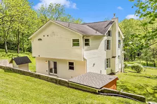 10433 Grindstone Run Rd, Myersville, MD 21773 - Photo 5