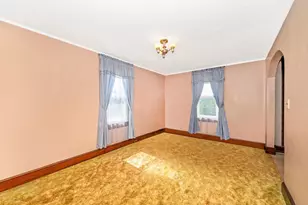 7 W B St, Brunswick, MD 21716 - Photo 13