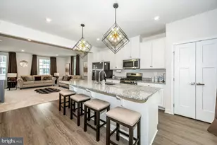 324 Pemberton Park Ln, Frederick, MD 21703 - Photo 3