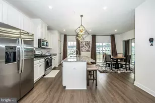 324 Pemberton Park Ln, Frederick, MD 21703 - Photo 5