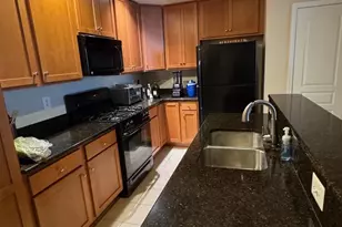 1814 Poolside Ln, Frederick, MD 21701 - Photo 5