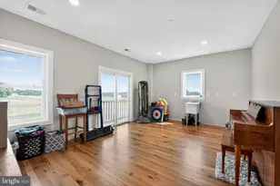 8305 Biggs Ford Rd, Walkersville, MD 21793 - Photo 11