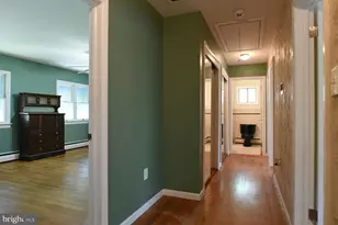 1206 Beechwood Dr, Frederick, MD 21701 - Photo 11